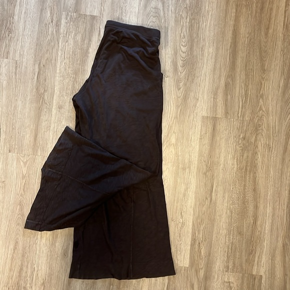 Brown loungewear pants - Picture 2 of 2